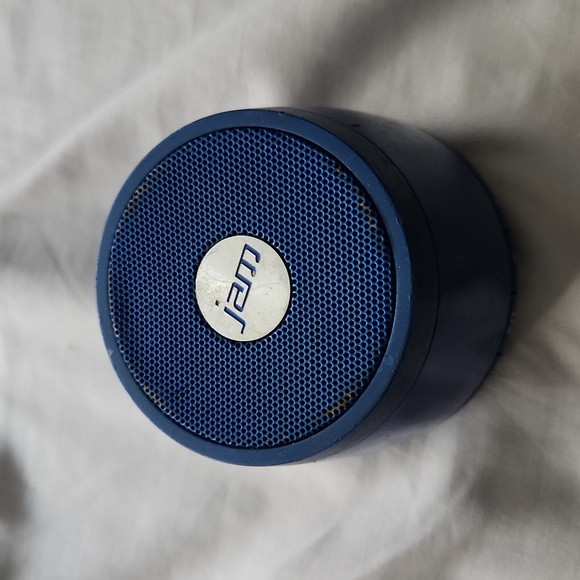 Jam Plus Bluetooth Speaker - Picture 3 of 3